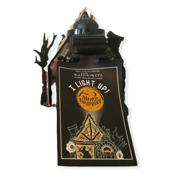 Bath & Body Works 2022 Witches Cottage Haunted House Projector Wallflower Plug - Picture 7 of 7